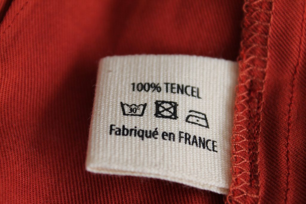 etiquette textile